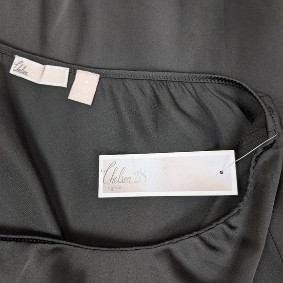 Chelsea 28 Black Lace Trim Slip Skirt - Picture 4 of 5